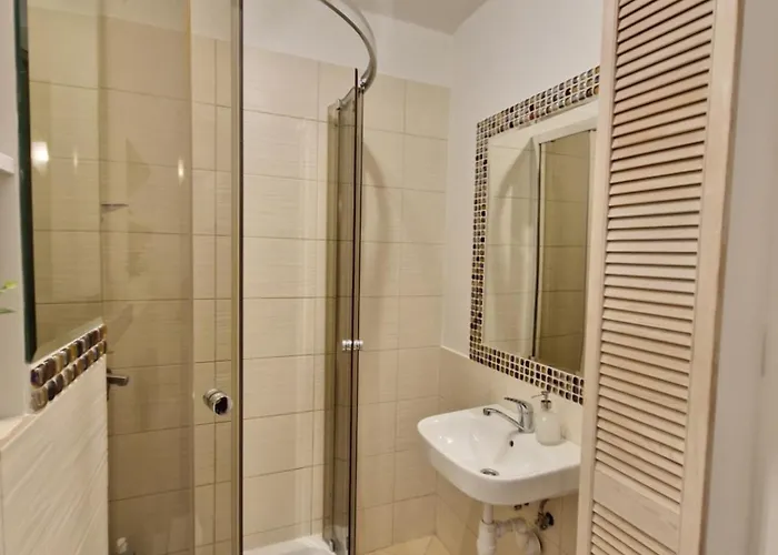 Bosa Centrum Chlodna15 Apartman Varsó
